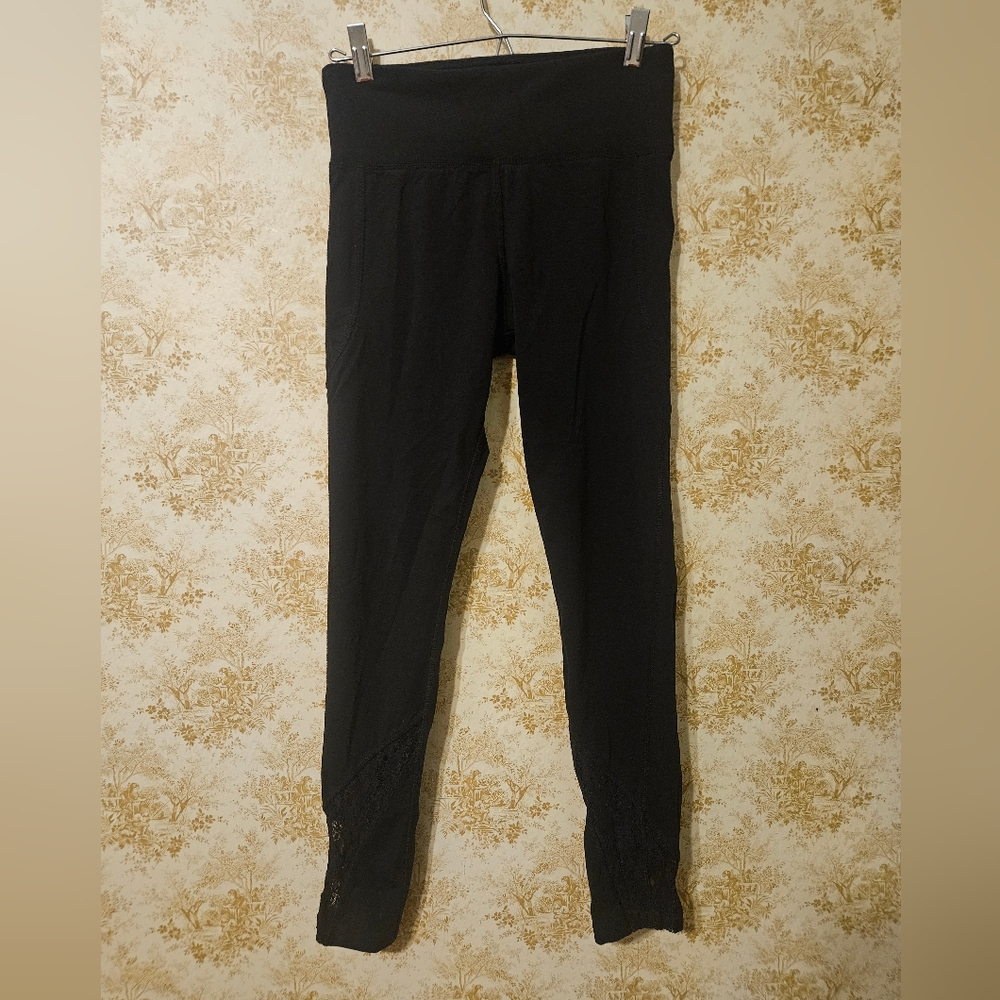 Warrior Small Black Leggings With Lace